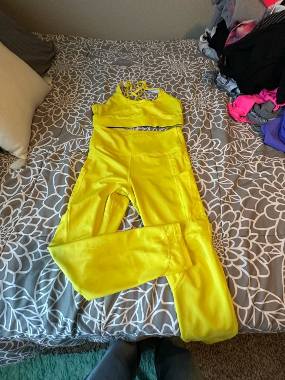 High-Rise Neon Yellow Leggings with Matching Sports Bra